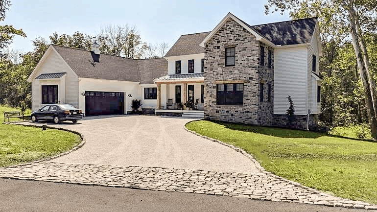 Gravel vs. Concrete Driveway - Which is Better? - TRUEGRID Pavers