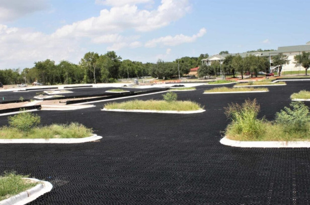 TRUEGRID’s permeable pavers stormwater management solution.